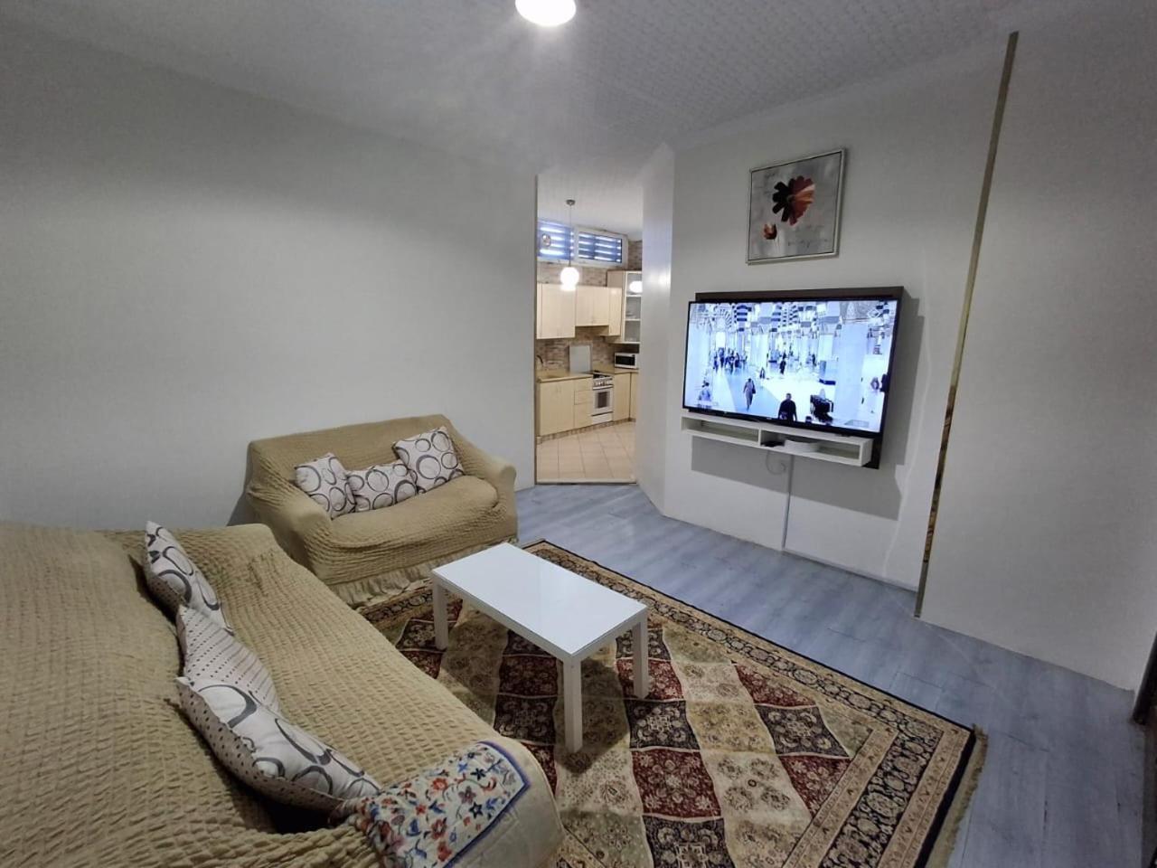Appartamento دار ورد قريب للحرم Medina Esterno foto