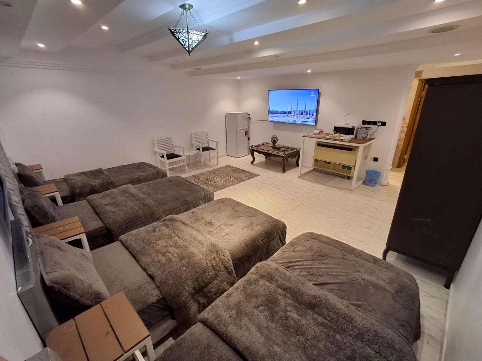 Appartamento دار ورد قريب للحرم Medina Esterno foto